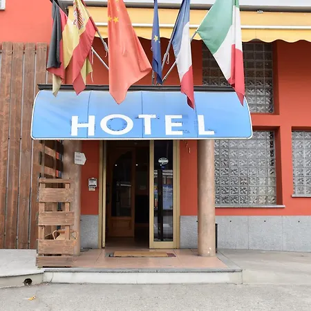 Hotel Fausto Manta